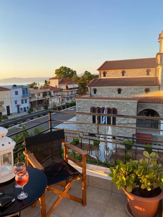 Artelie Apartment Kyparissia Exterior foto